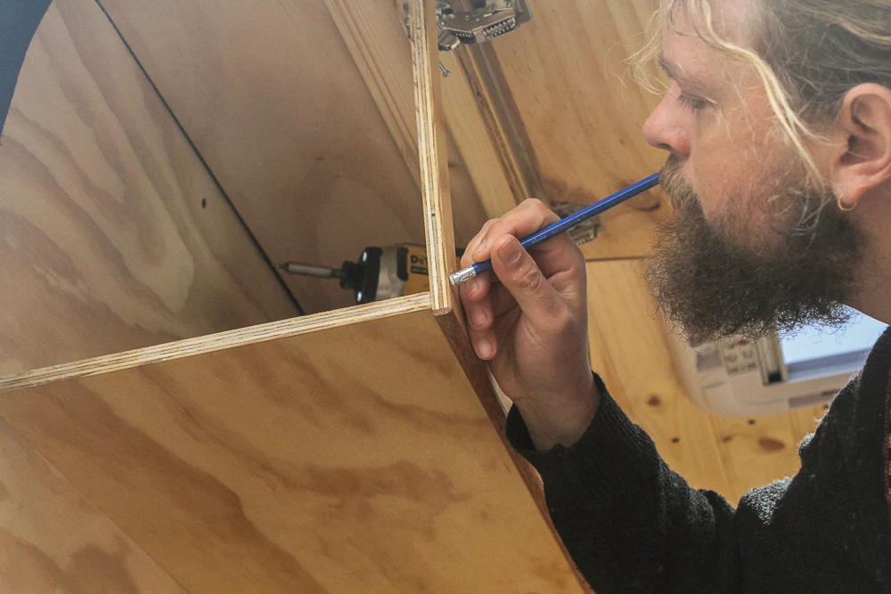 Handwerk met passie in de werkplaats van Surf Shack Vans